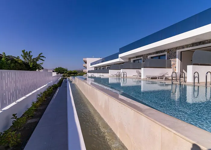 Zoes & Hotel Faliraki