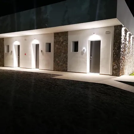 Zoes & Otel 3*