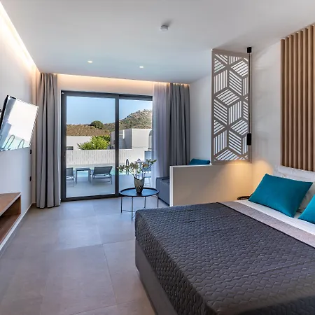 Zoes & Otel 3*