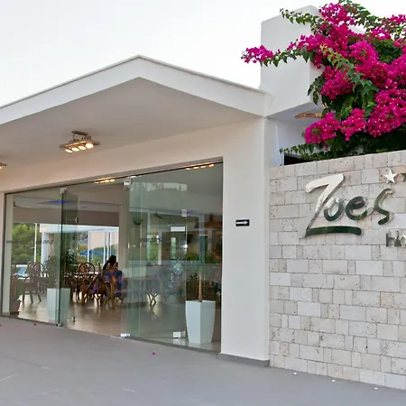 Otel Zoes & 3*