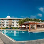 Zoes & Otel 3*