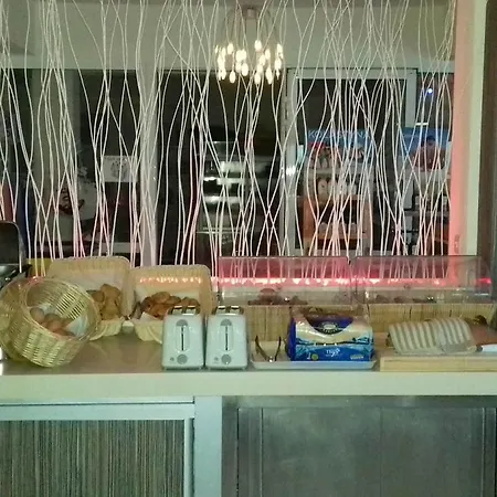 Zoes & Hotel Faliraki