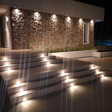 Zoes Hotel&suites Hotel