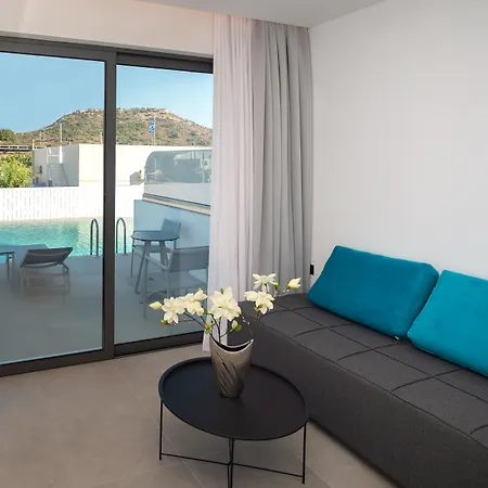 Zoes Hotel&suites Hotel