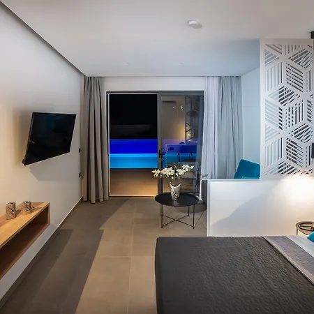 Zoes Hotel&suites 3*