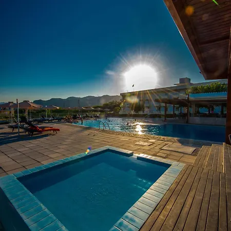 Zoes Hotel&suites Hotel 3*