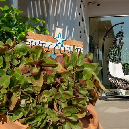 Zoes Hotel&suites Hotel