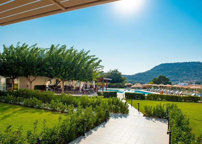Zoes & Hotell Faliraki